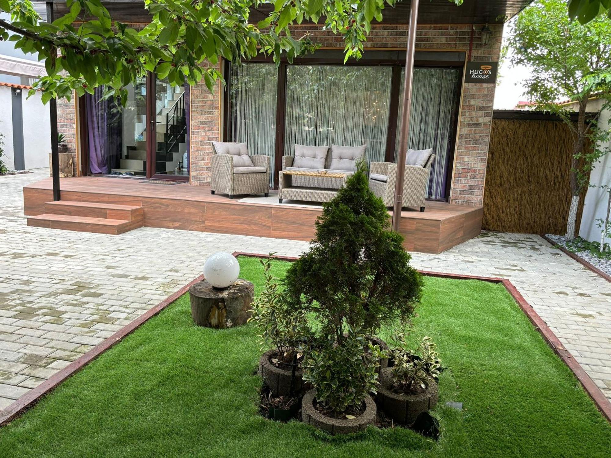 Hugo'S House Villa คอสติเนช ภายนอก รูปภาพ