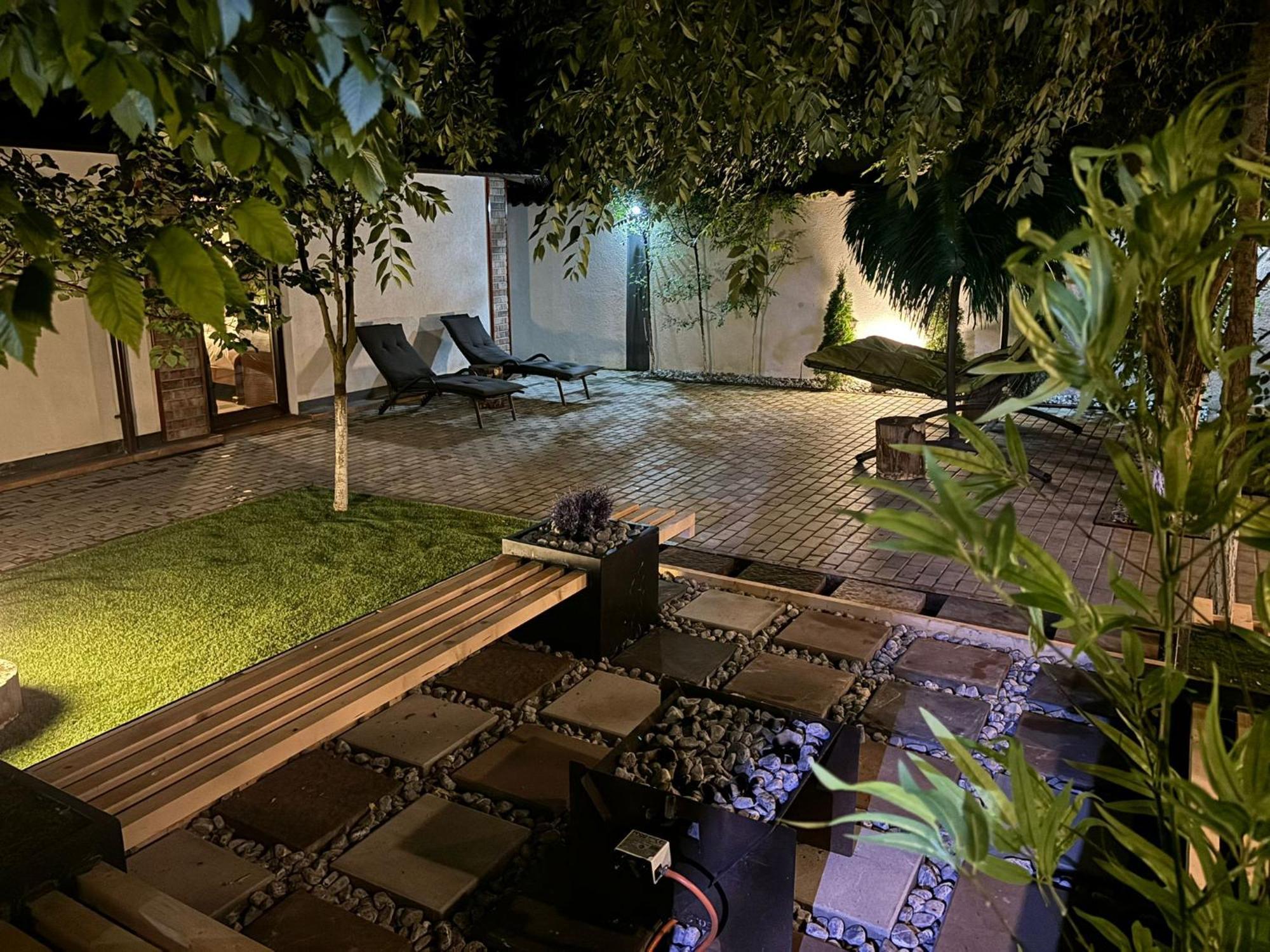 Hugo'S House Villa คอสติเนช ภายนอก รูปภาพ