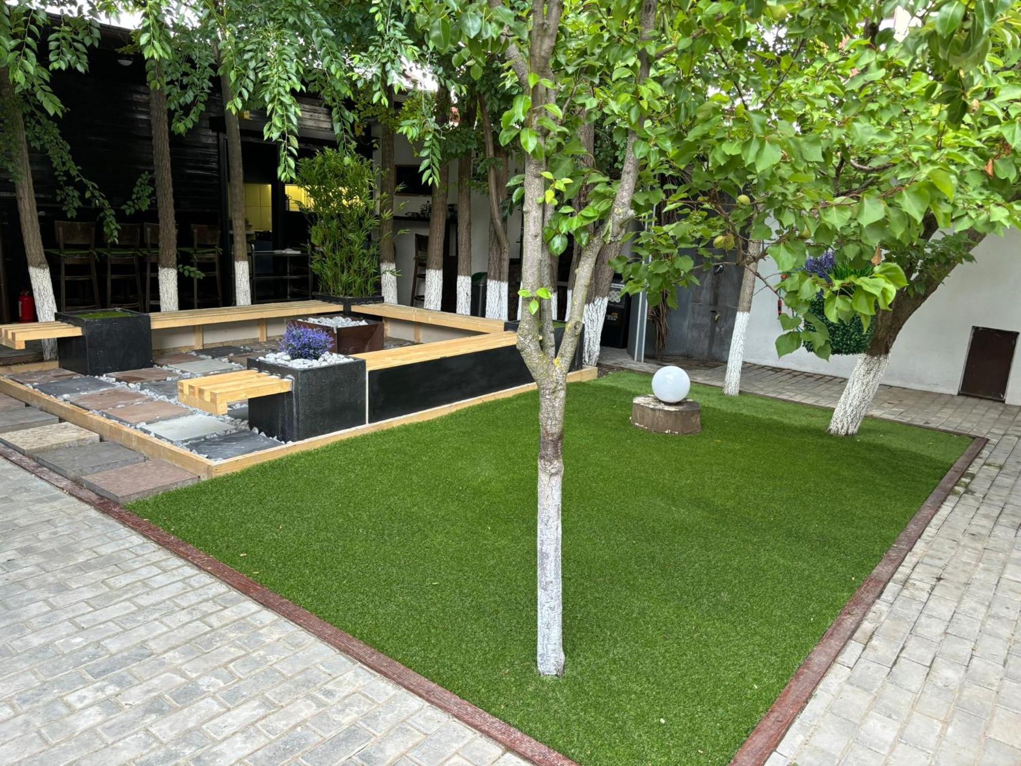 Hugo'S House Villa คอสติเนช ภายนอก รูปภาพ